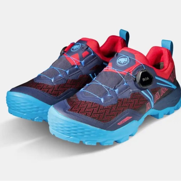 Mammut Hiking Shoes - Picture 1 of 10